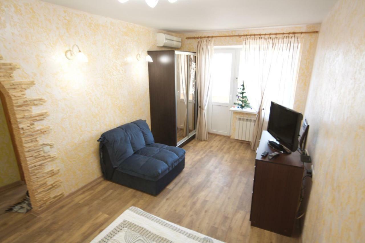 Apartment Ilyichevsk チョロノモスク エクステリア 写真